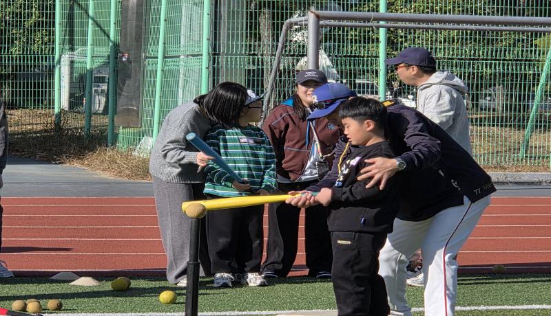 부산남구부머스야구단, 장애인 티볼 재능기부로 스포츠 복지 실현